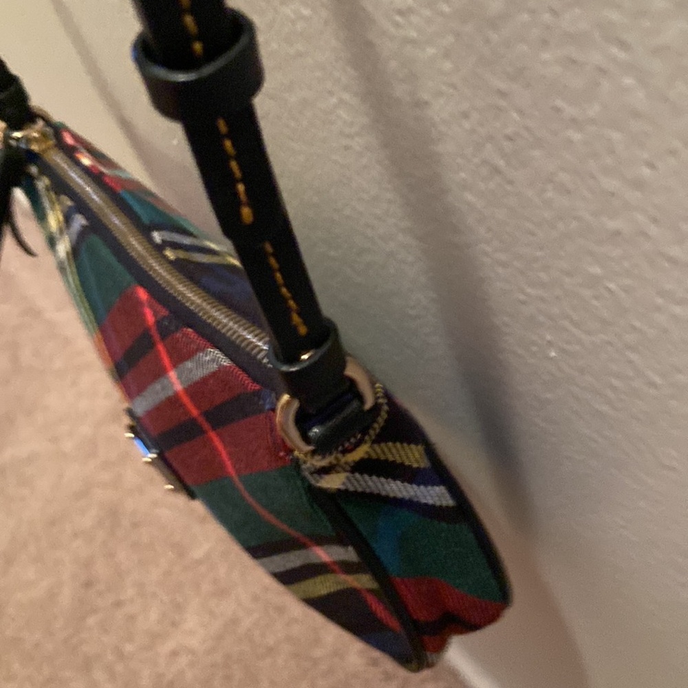 Dooney & Bourke Tartan Plaid Mini Crossbody, Excellent Condition, Fun little bag - Picture 10 of 10